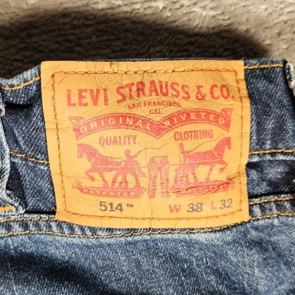 Levi's 514 Straight Fit Jeans Mens 38x32 Blue Excellent Medium Wash Denim
